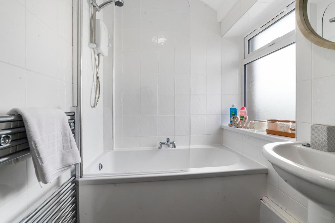 Village Cwtch Whitchurch 2 Bedroom Apartment 卡迪夫 外观 照片