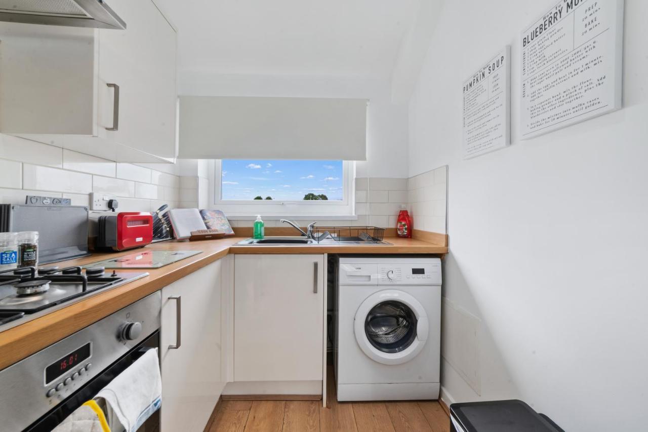 Village Cwtch Whitchurch 2 Bedroom Apartment 卡迪夫 外观 照片